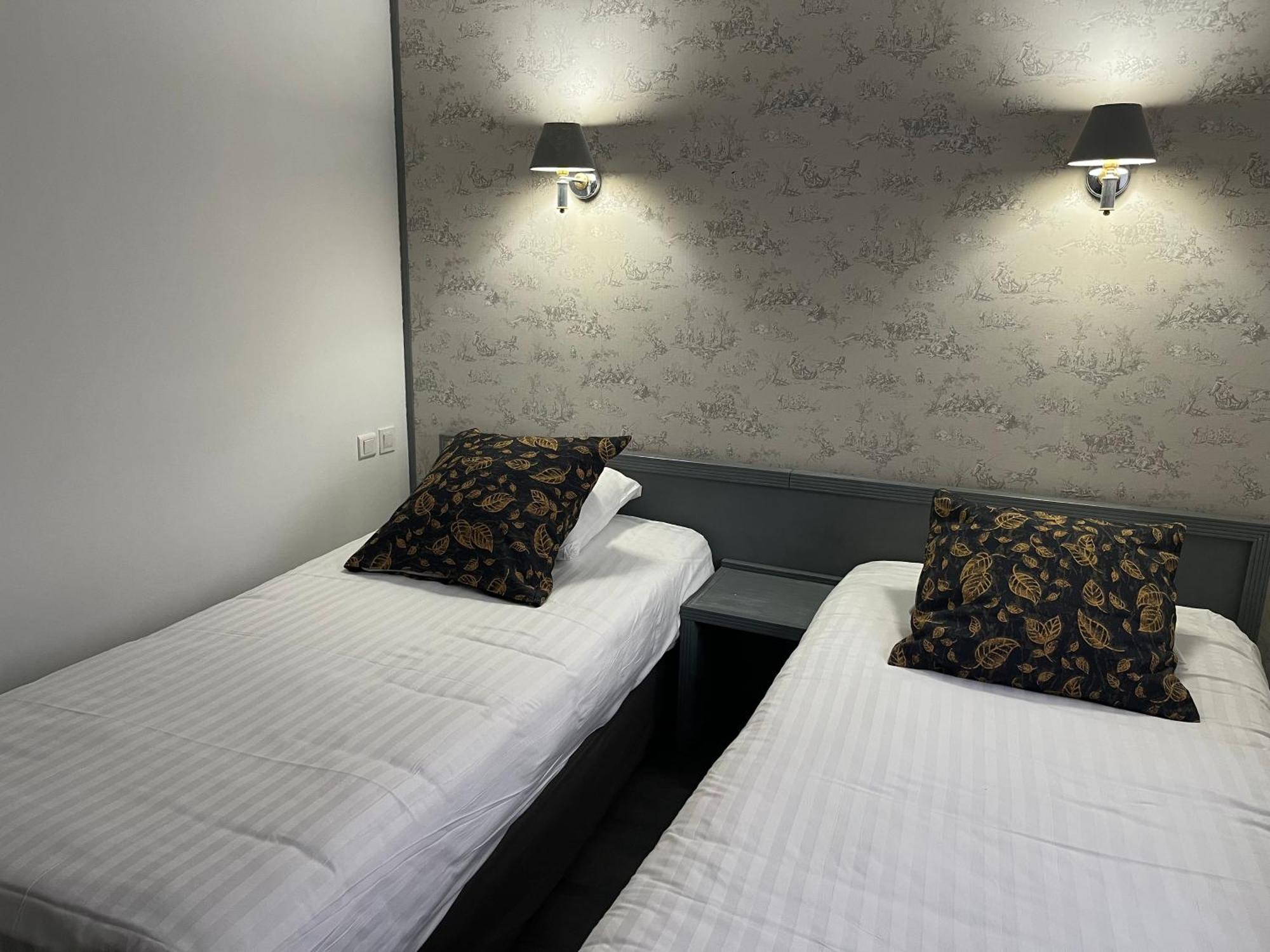 Hotel Val Saint Hilaire Givet Kültér fotó