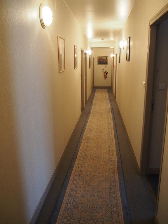 Hotel Val Saint Hilaire Givet Kültér fotó