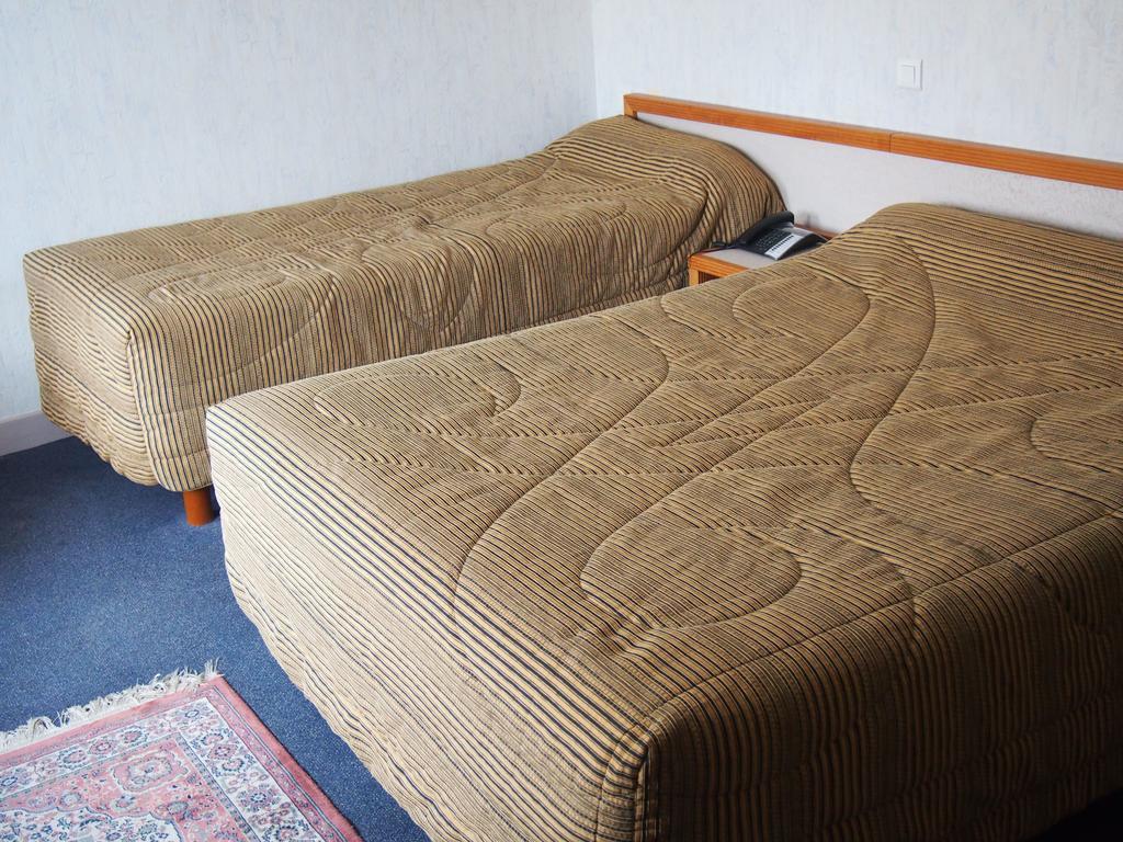 Hotel Val Saint Hilaire Givet Szoba fotó
